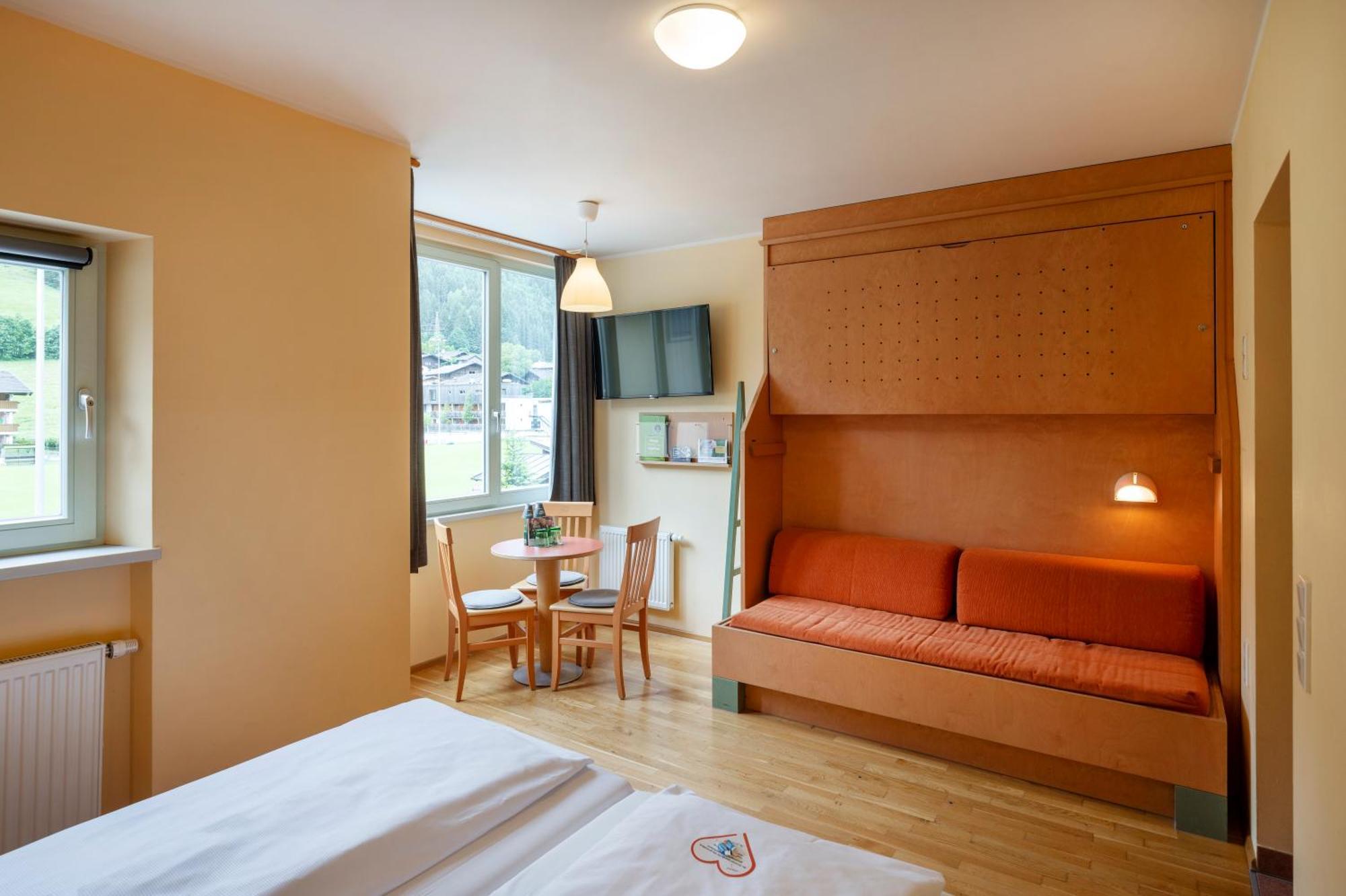 Jufa Hotel Kaprun - Summercard Included Extérieur photo