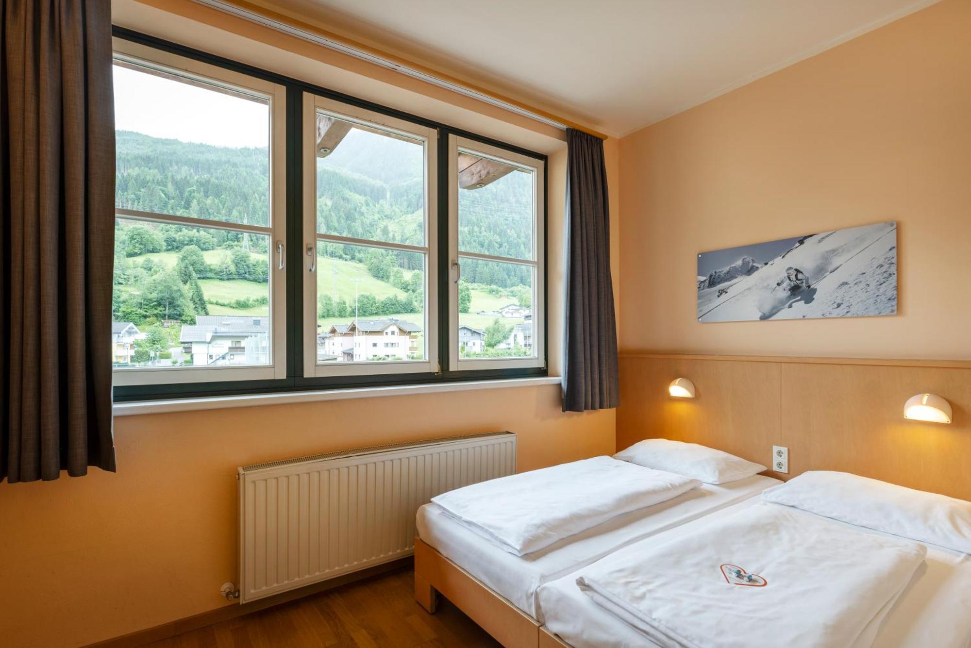 Jufa Hotel Kaprun - Summercard Included Extérieur photo