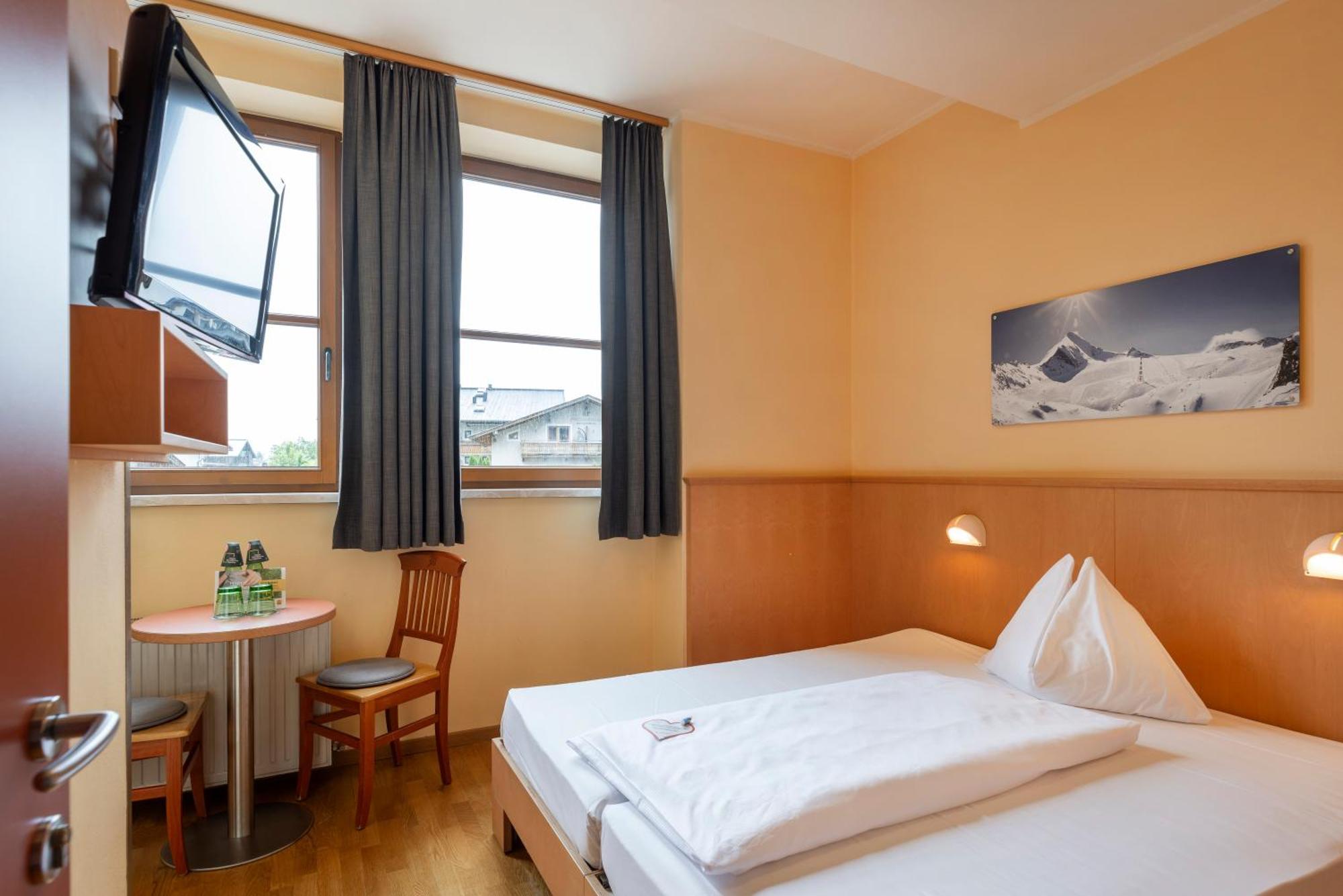 Jufa Hotel Kaprun - Summercard Included Extérieur photo