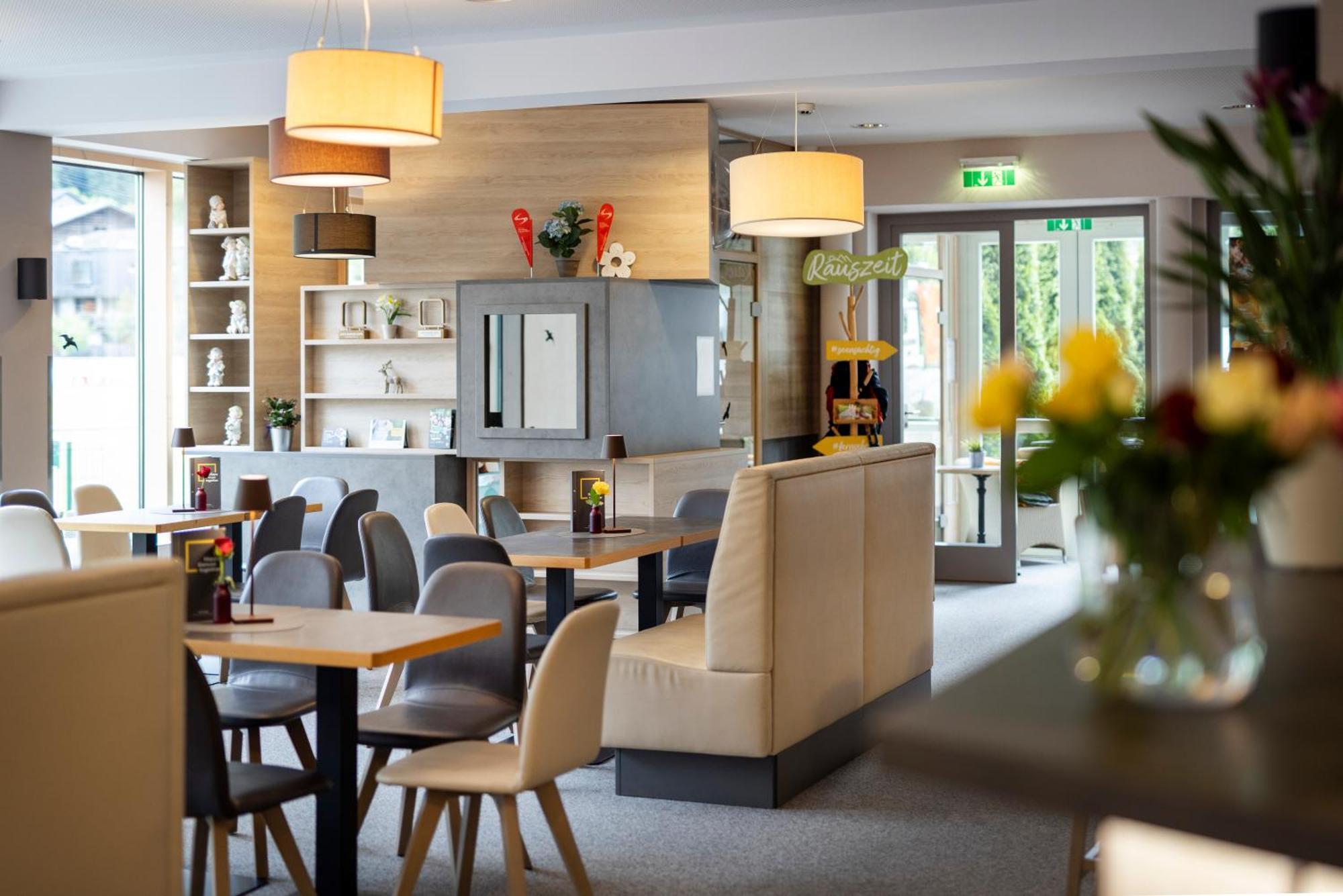 Jufa Hotel Kaprun - Summercard Included Extérieur photo